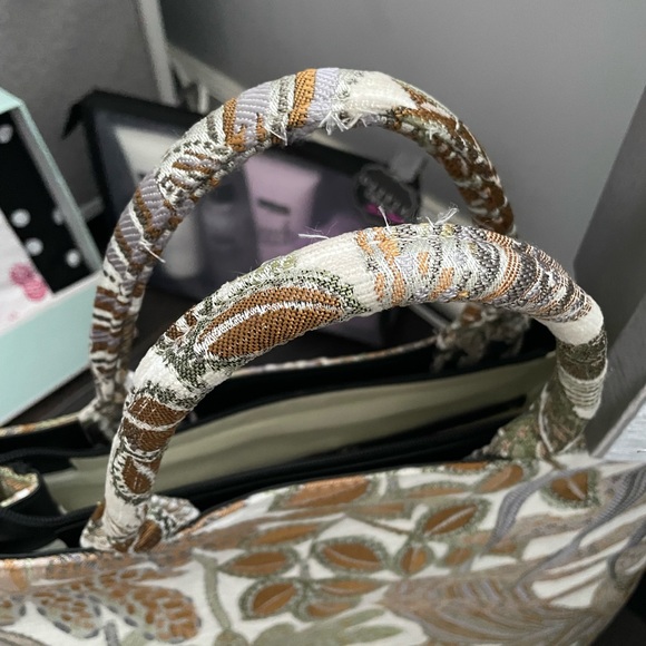 🎉🎁🎁🥳🍁🍂✨Shein Fall 🍁🍂Tote Bag Zipper Closure Top✨Preloved cond - Picture 10 of 11